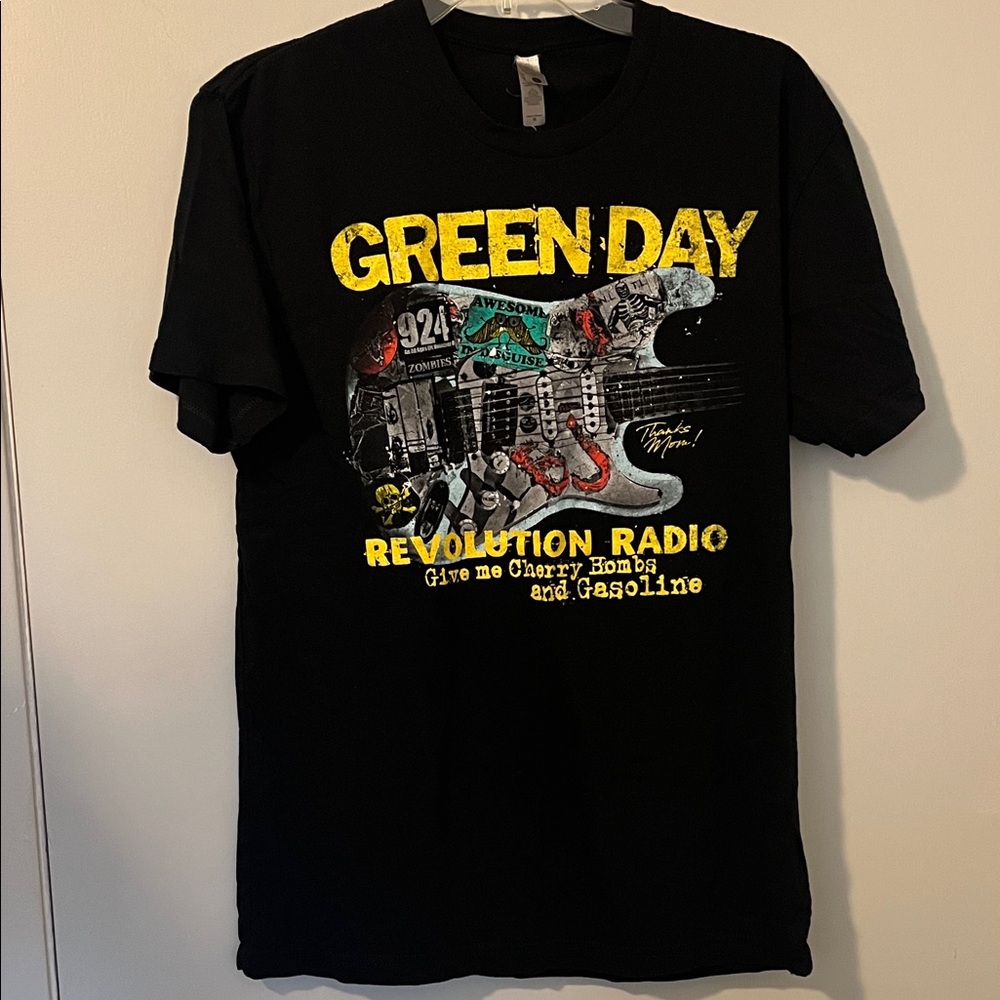 Green Day Revolution Radio Graphic Tee